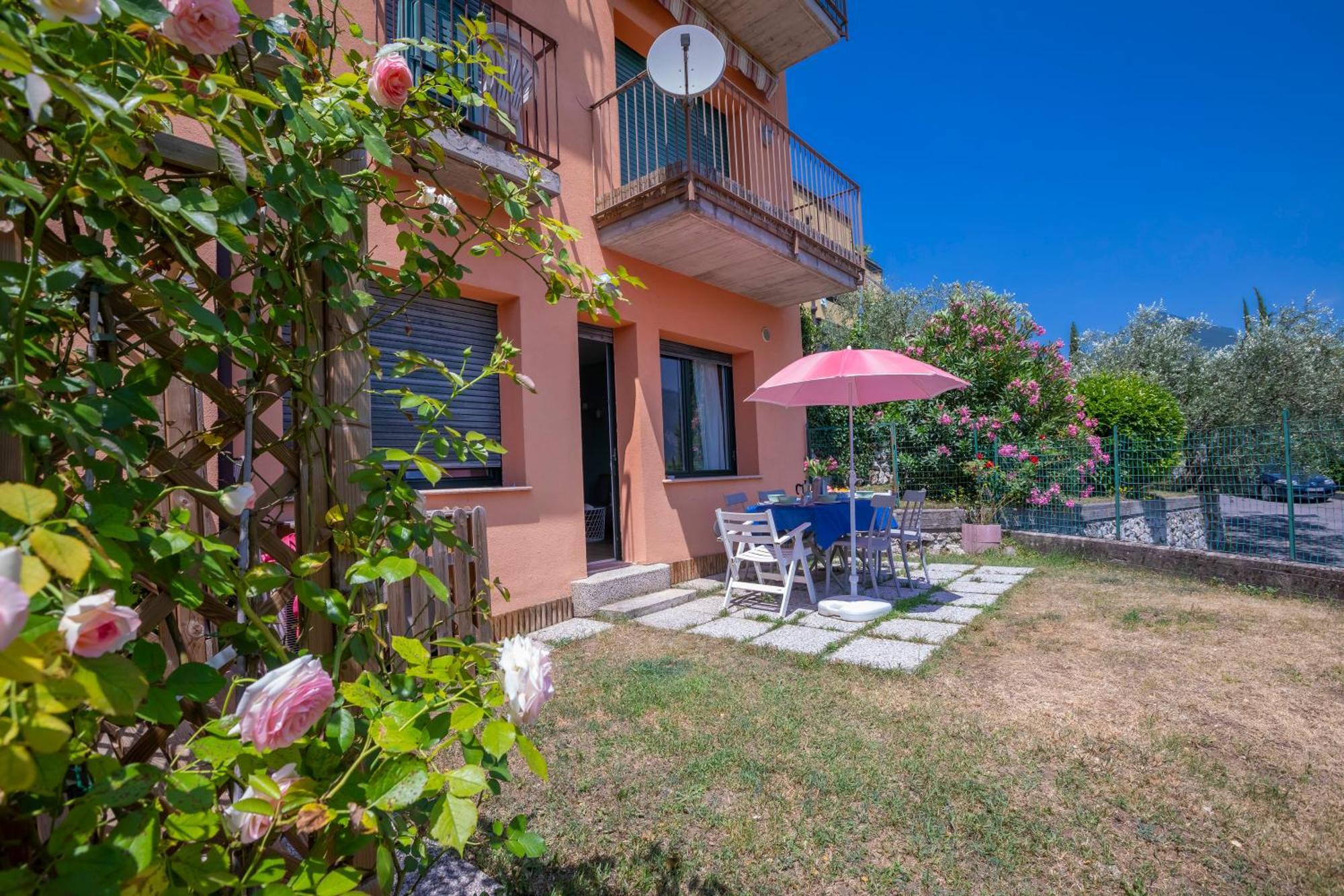 Ferienwohnung Casa Turchese Riva del Garda Exterior foto